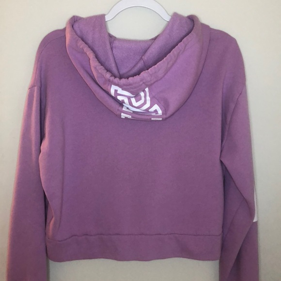 Purple crop top hoodie (pink) - Picture 3 of 4